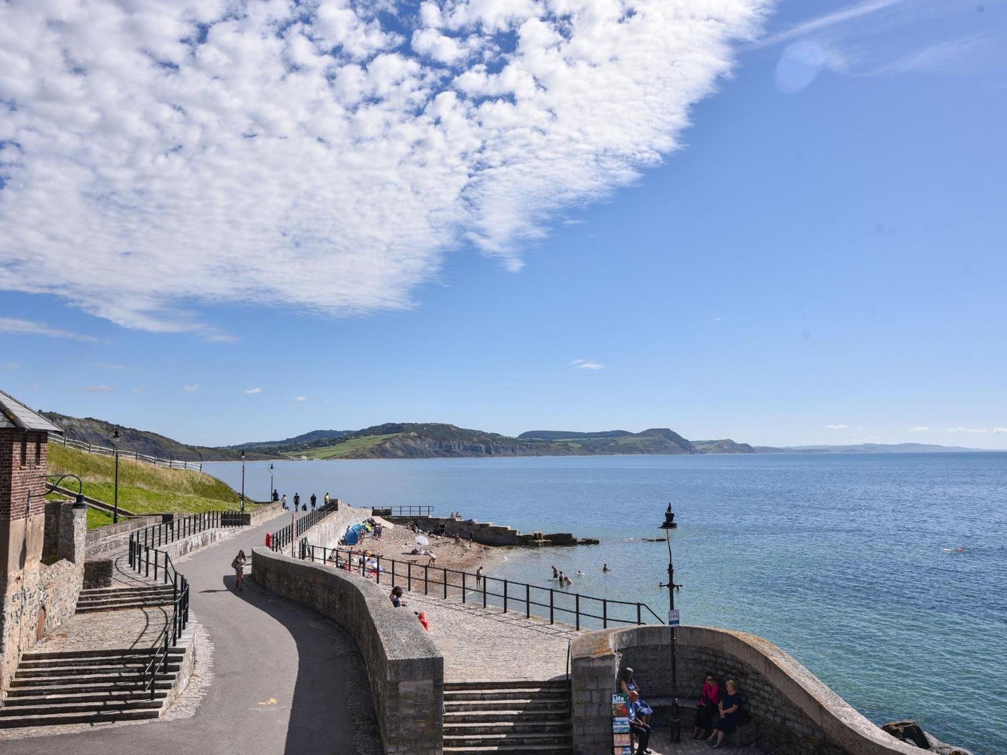 Apartmán Lyme Views Lyme Regis Exteriér fotografie